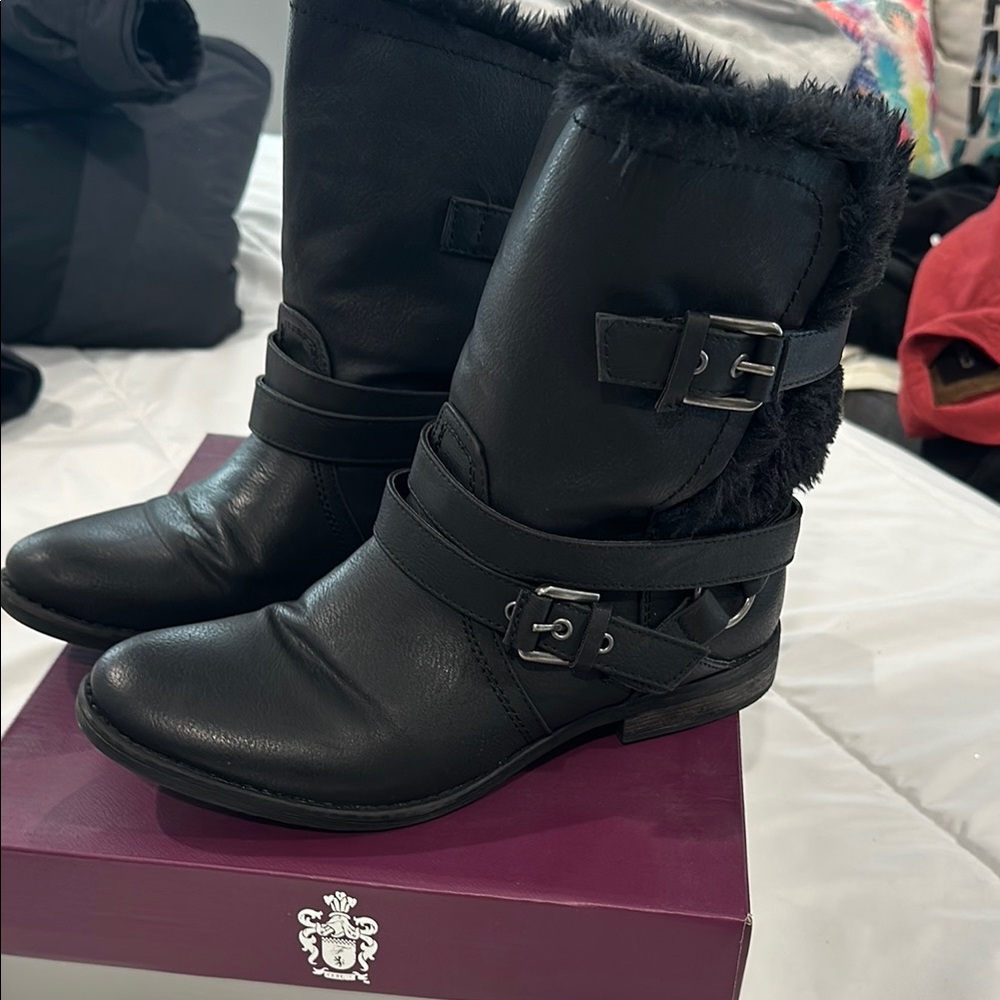 Black Fur-Lined Buckle Boots